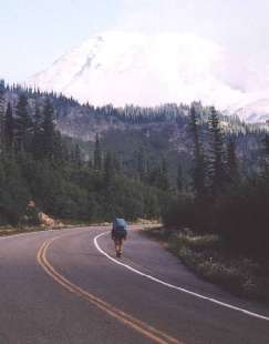 Hiking along Mt. Rainier roadway from Snow Lake, to get back to the Wonderland Trail